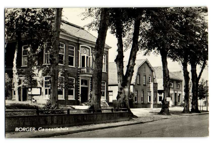 Gemeentehuis — Borger
