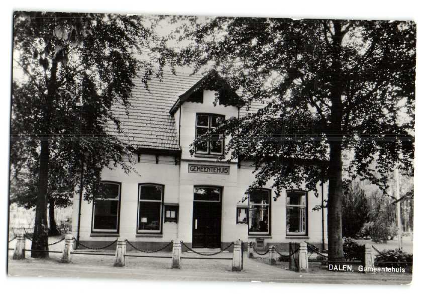 Gemeentehuis — Dalen