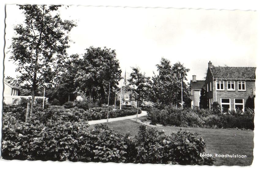 Raadhuislaan — Eelde