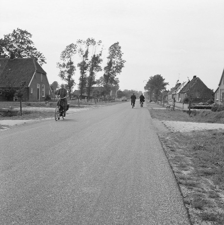 Opgaande — Hollandscheveld