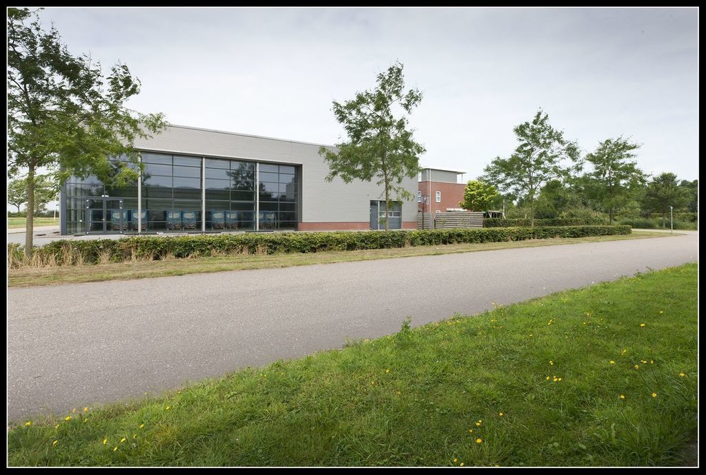 Ampere — Meppel
