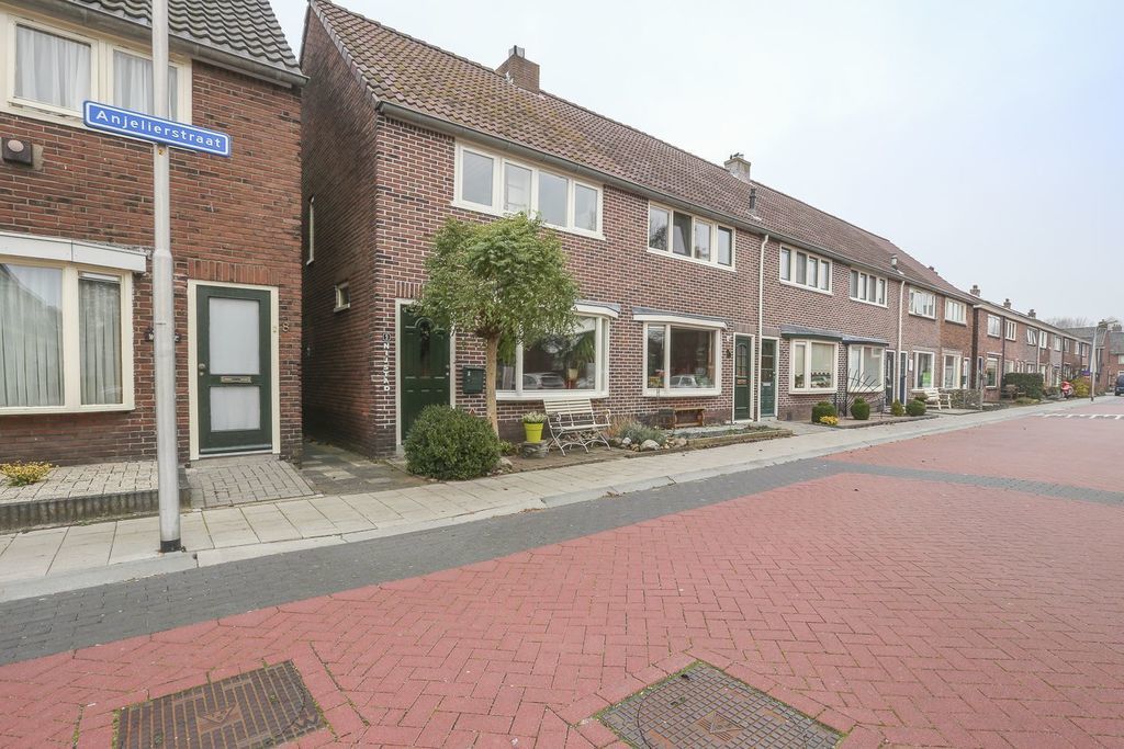Anjelierstraat — Meppel