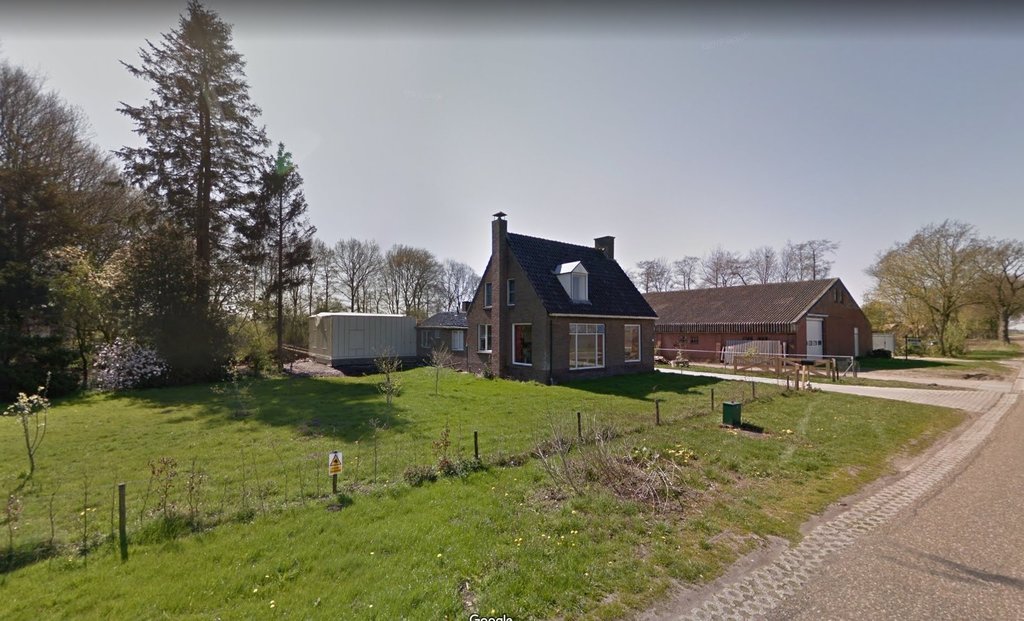 Dikbroeken — Valthermond