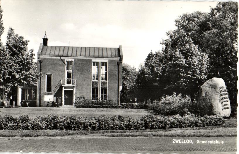 Gemeentehuis — Zweeloo