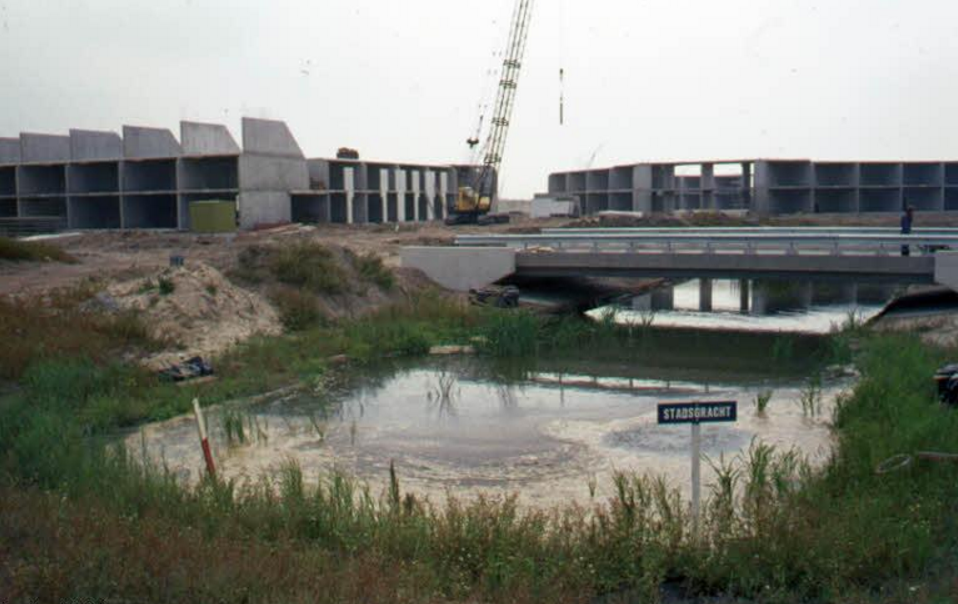 Almere in aanbouw — Almere