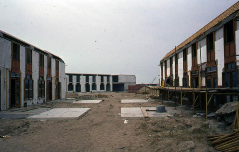 Almere in aanbouw — Almere