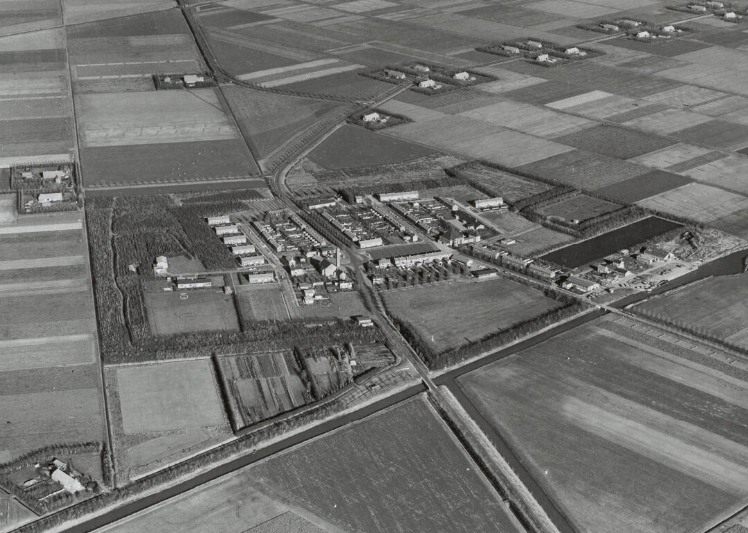 Luchtfoto's — Creil