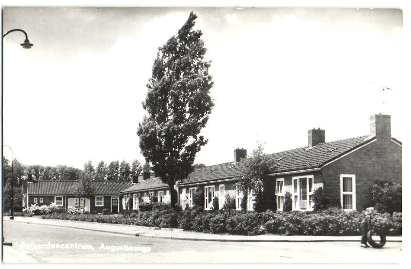 Bejaardenhuis — Augustinusga