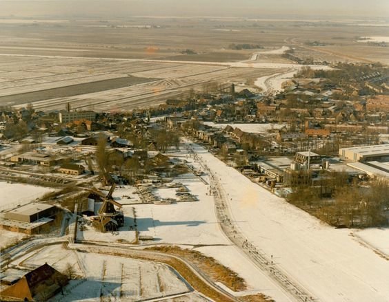 Luchtfoto — IJlst