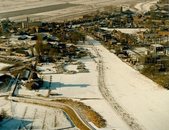 Luchtfoto — IJlst