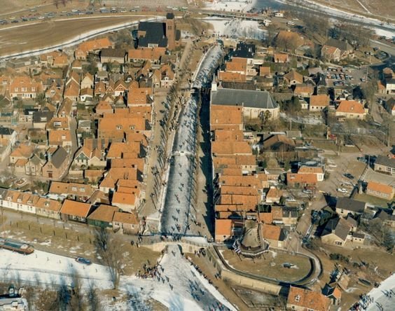 Luchtfoto — Sloten