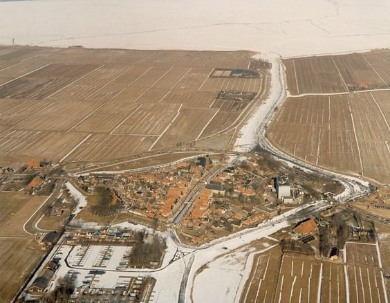 Luchtfoto — Sloten