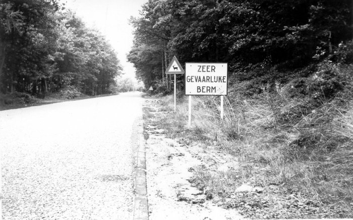 Aardhuisweg — Apeldoorn