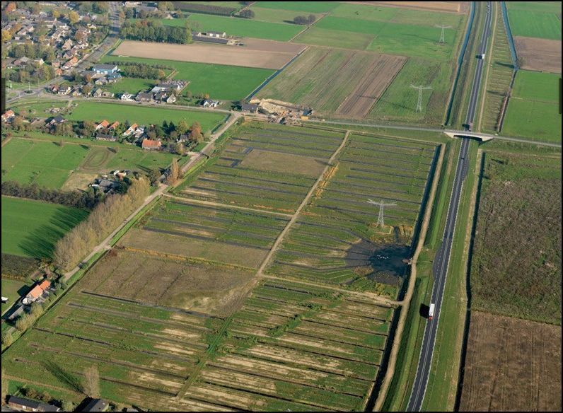 Luchtfoto's — Beneden Leeuwen