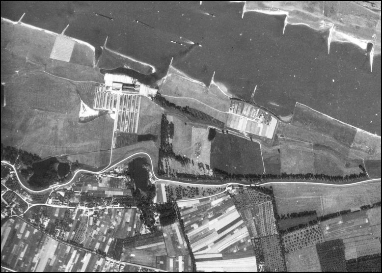 Luchtfoto's — Beneden Leeuwen