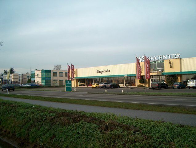 Van Heemstraweg — Beneden Leeuwen