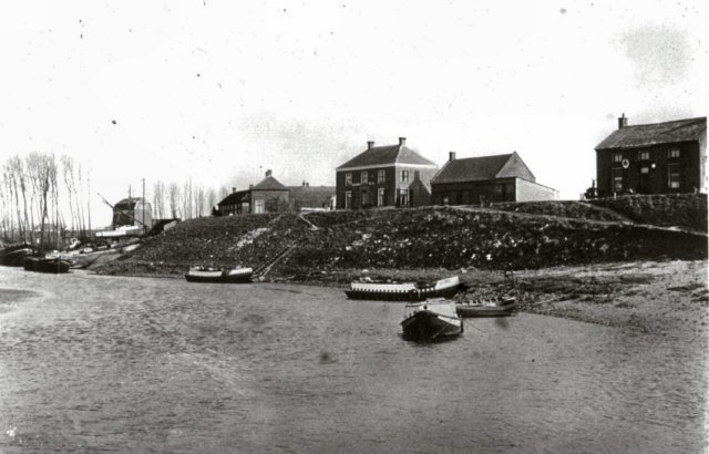 Waal — Beneden Leeuwen