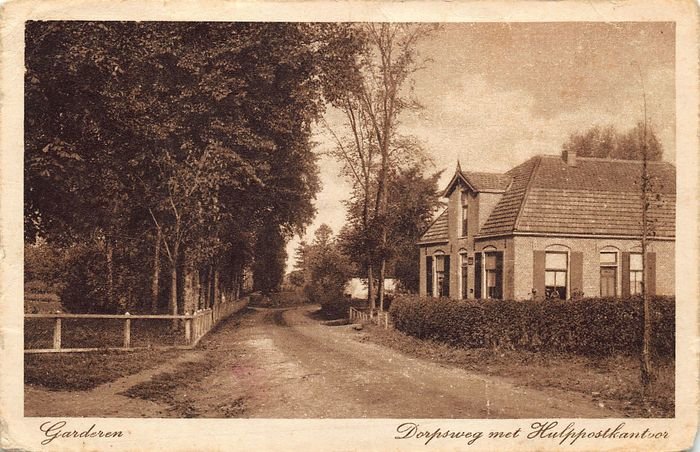 Dorpsweg — Garderen
