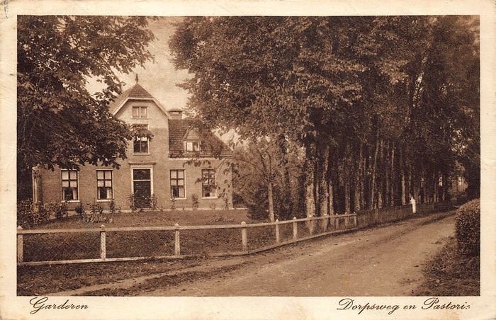 Dorpsweg — Garderen