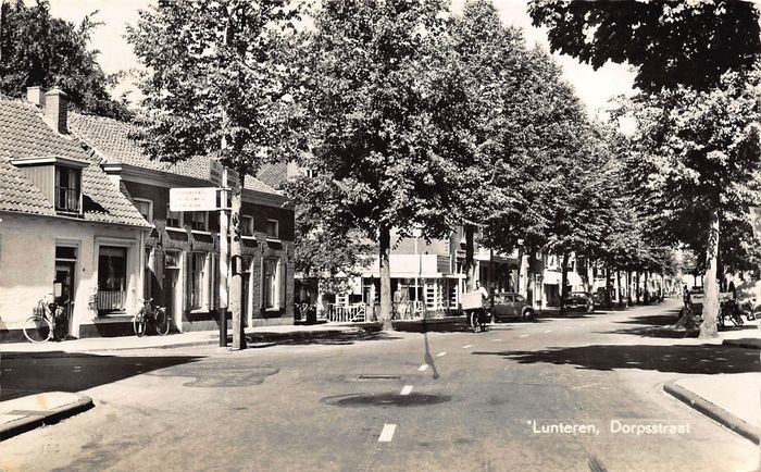 Dorpsstraat — Lunteren