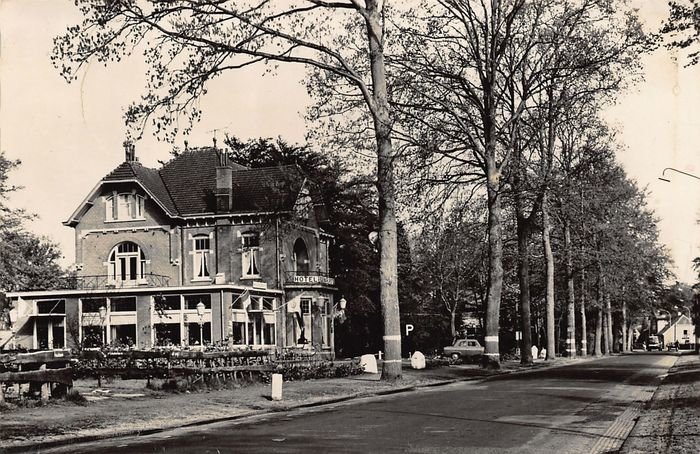 Dorpsstraat — Lunteren
