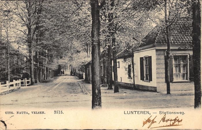 Stationsweg — Lunteren