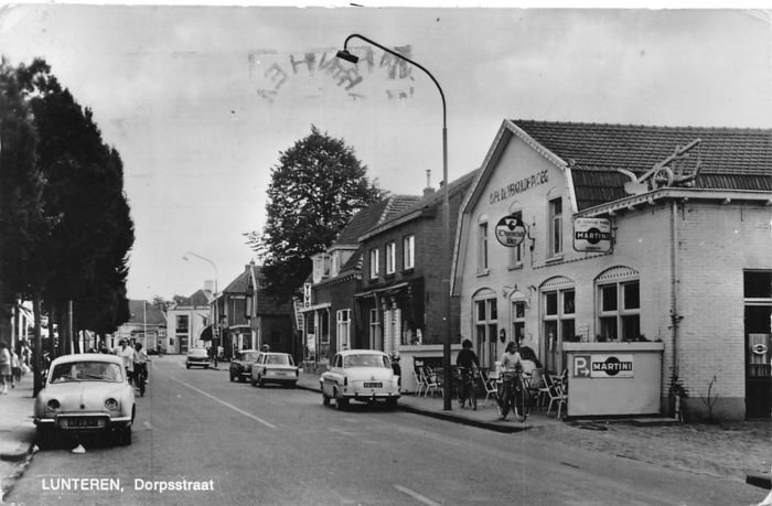 Dorpsstraat — Lunteren