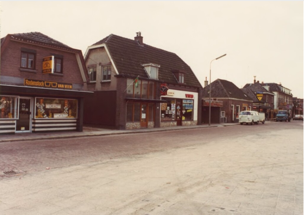 Dorpsstraat — Nunspeet