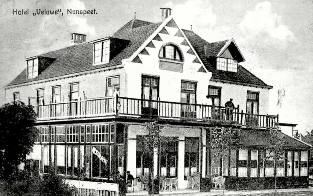 Bijzondere gebouwen — Nunspeet