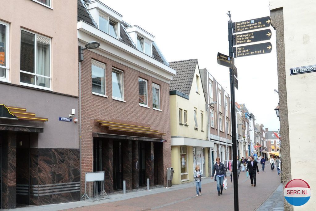 Borchgang — Tiel
