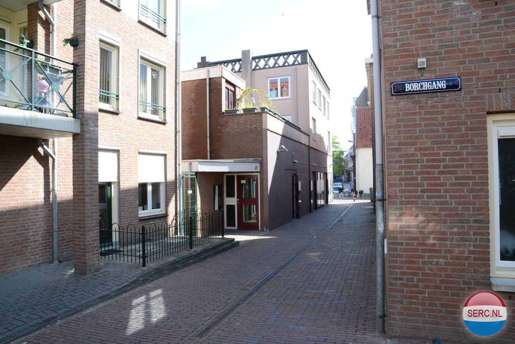 Borchgang — Tiel