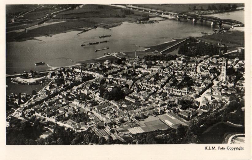 Luchtfoto — Zaltbommel