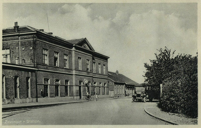 Station — Zevenaar
