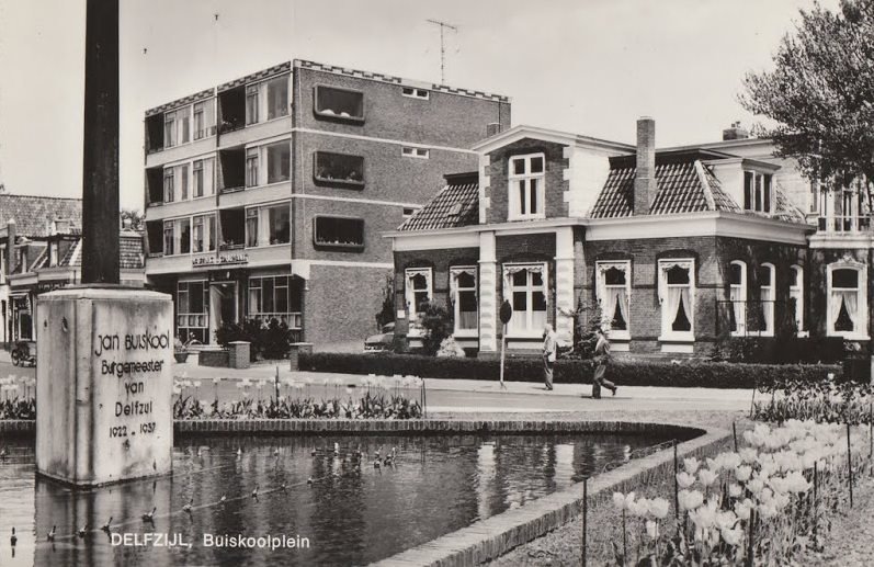Buiskoolplein — Delfzijl