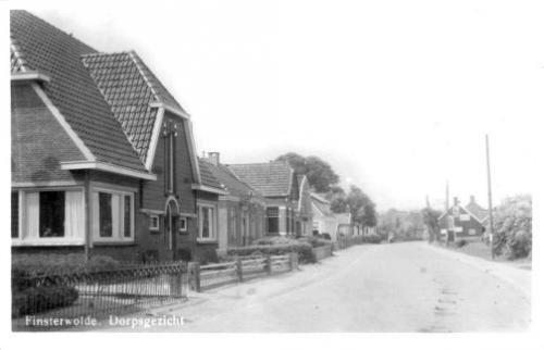 Hoofdweg — Finsterwolde