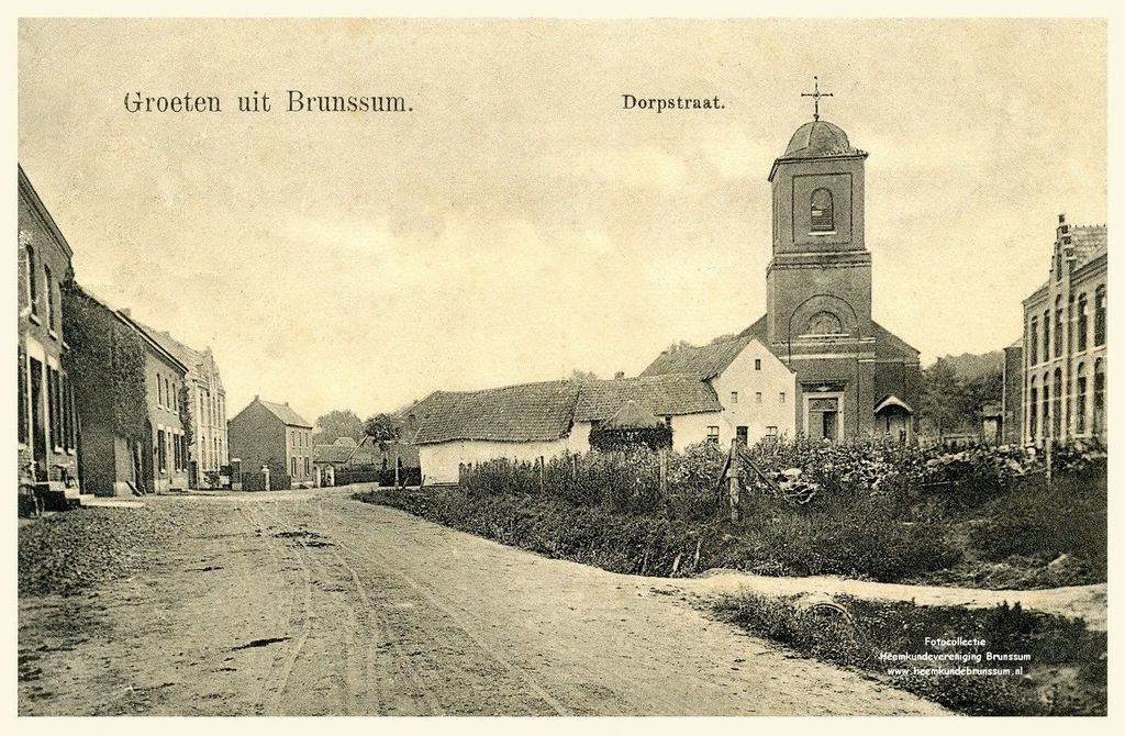 Dorpsstraat — Brunssum