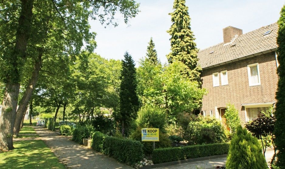 Dr. Poelslaan — Geleen