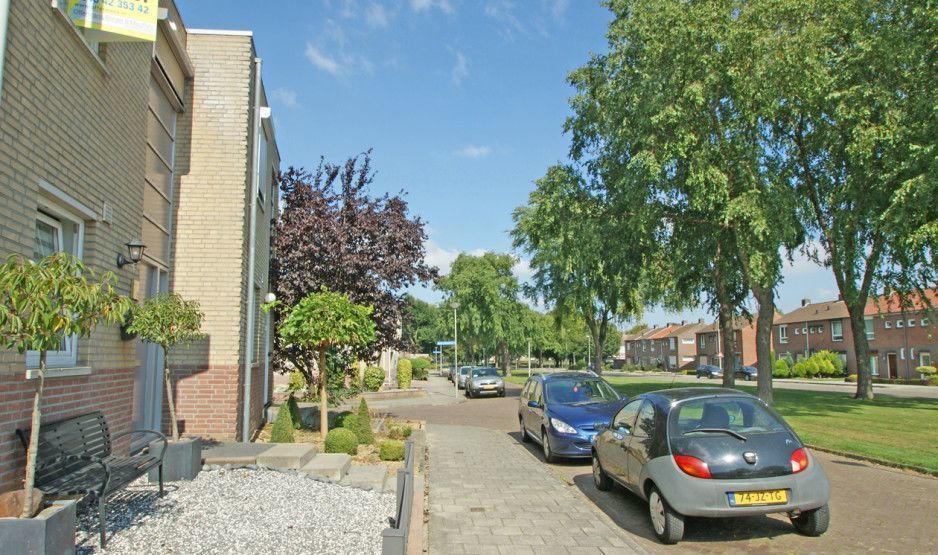Mgr. Feronlaan — Hoensbroek