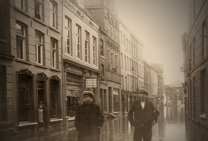 Brugstraat — Roermond