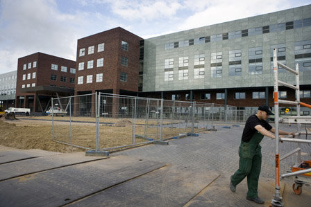 Dr. H. van der Hoffplein — Sittard-Geleen
