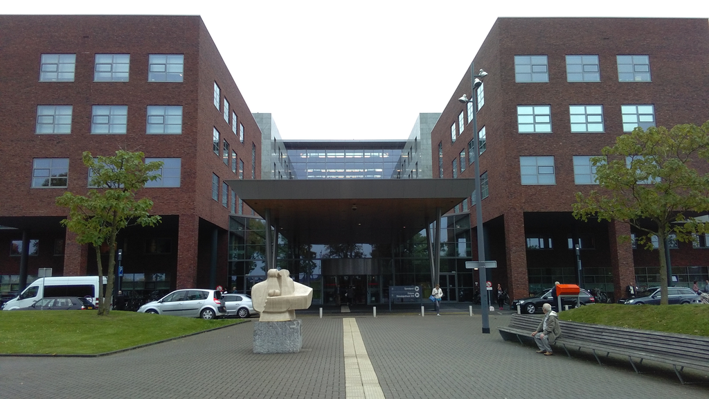 Dr. H. van der Hoffplein — Sittard-Geleen