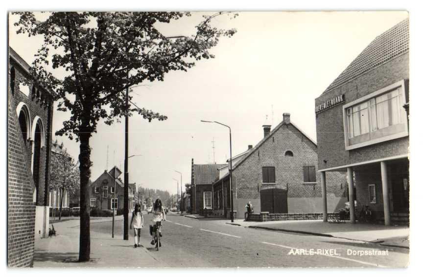 Dorpsstraat — Aarle-Rixtel