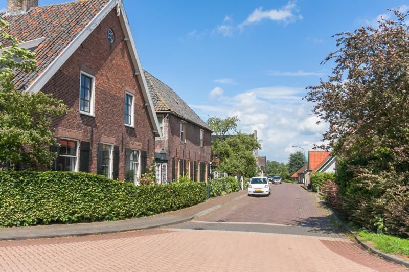 Brugdam — Almkerk