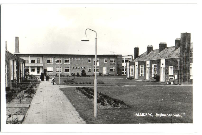 Bejaardencentrum — Almkerk