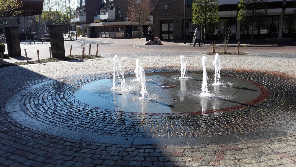 Hoofdstraat — Best
