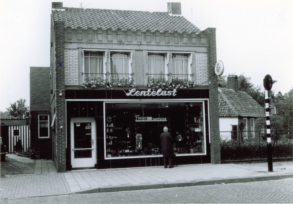 Hoofdstraat — Best