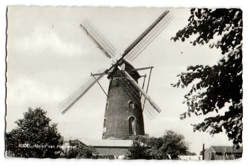 Van Hoofstraat — Budel