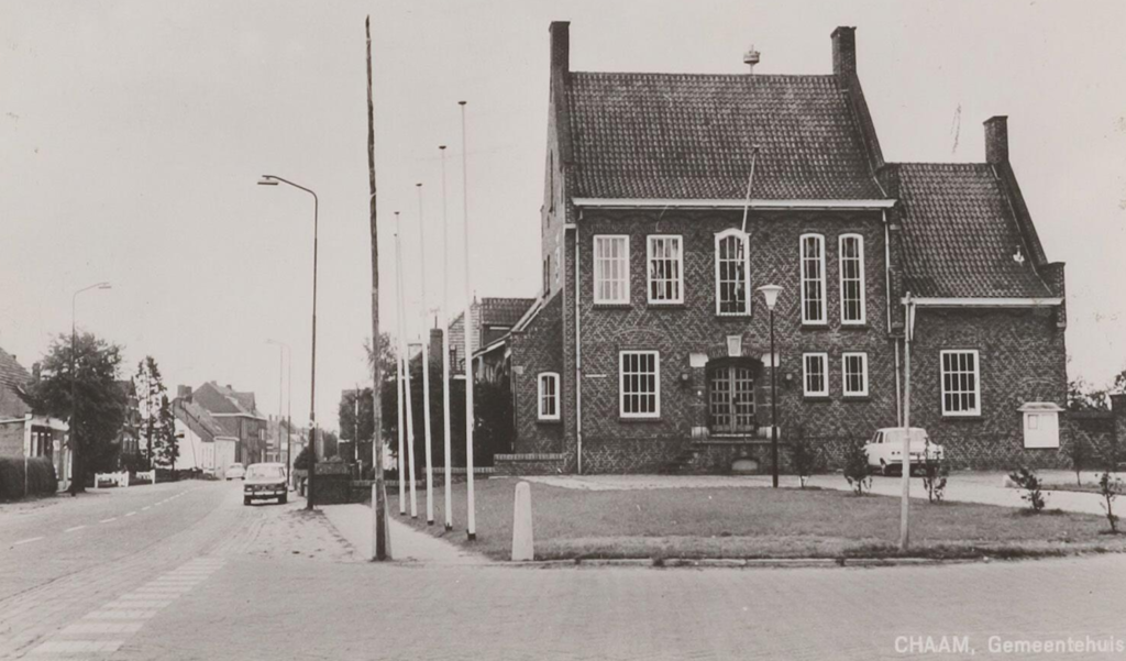 Raadhuisplein — Chaam
