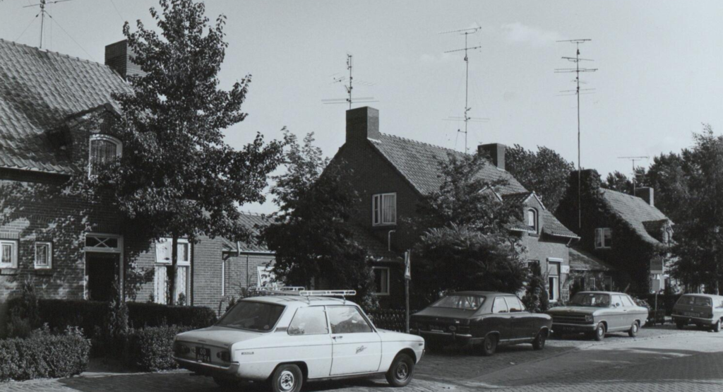 Leunisdijk — Esch