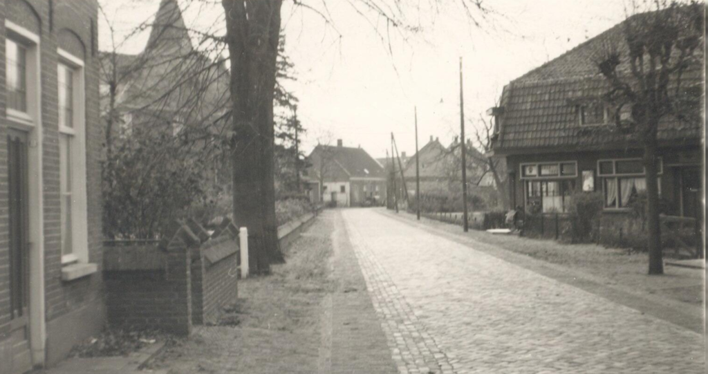 Dorpsstraat — Esch